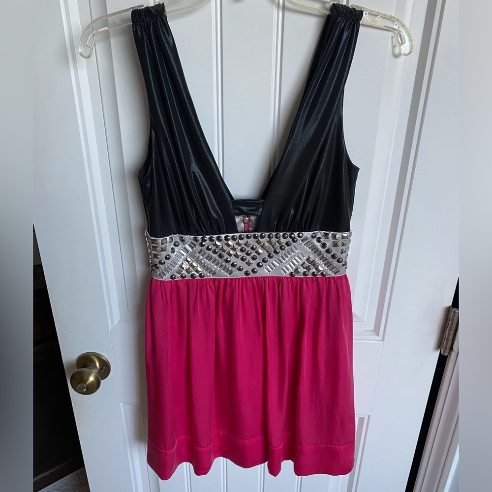 BEBE PINK/BLACK RHINESTONE MINI DRESS XS